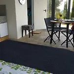 Casa Encantada 4*