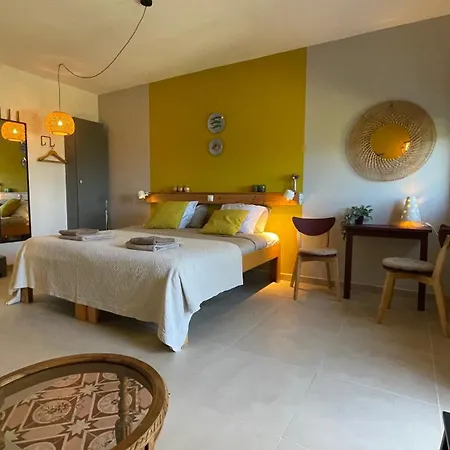 Casa Encantada 4*